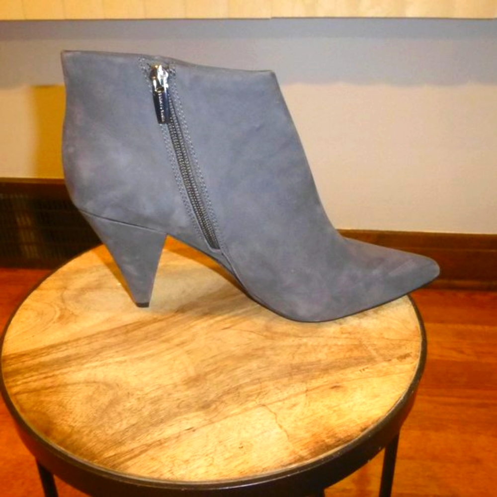 Suede Leather Charcoal Boots Size 10 Vince Camuto Grey Size EUC - Picture 4 of 15